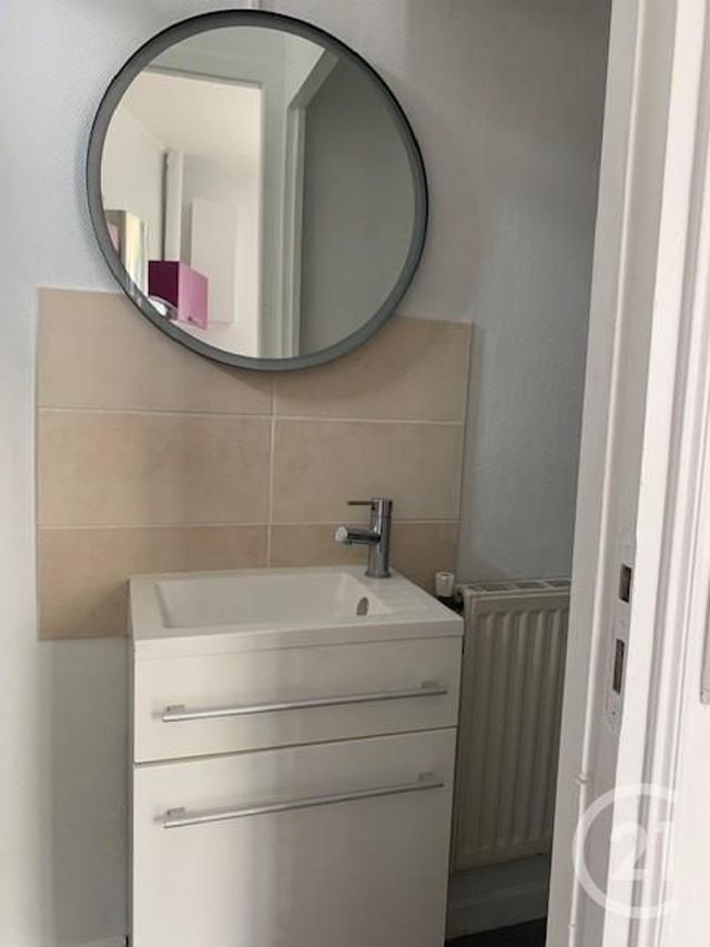 maison à louer - 3 pièces - 52.0 m2 - MONTLUCON - 03 - AUVERGNE - Century 21 Pasquet Immobilier