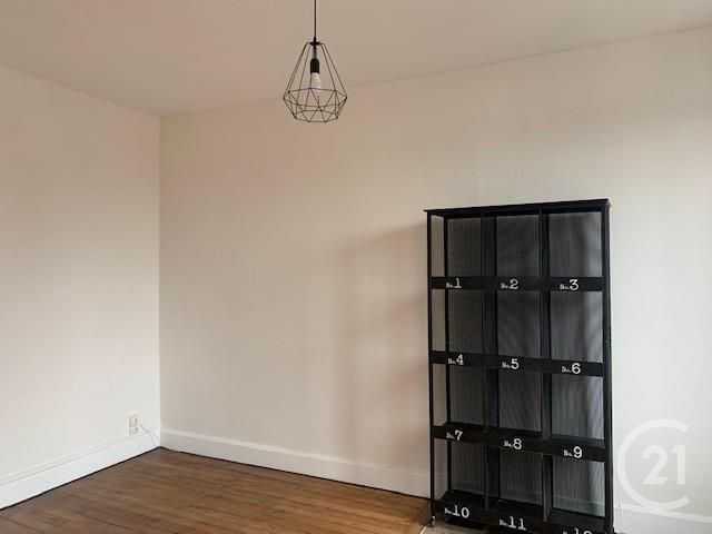 maison à louer - 3 pièces - 52.0 m2 - MONTLUCON - 03 - AUVERGNE - Century 21 Pasquet Immobilier