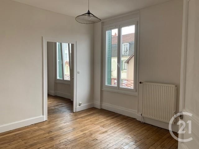 maison à louer - 3 pièces - 52.0 m2 - MONTLUCON - 03 - AUVERGNE - Century 21 Pasquet Immobilier