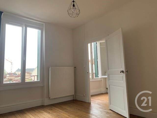 maison à louer - 3 pièces - 52.0 m2 - MONTLUCON - 03 - AUVERGNE - Century 21 Pasquet Immobilier