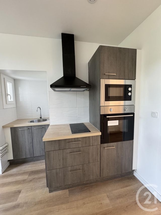 Appartement F3 à louer - 3 pièces - 46.0 m2 - MONTLUCON - 03 - AUVERGNE - Century 21 Pasquet Immobilier