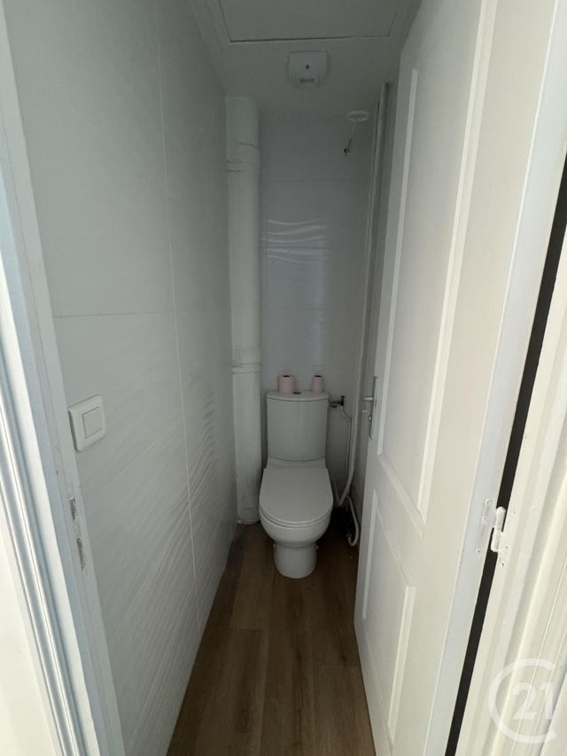 Appartement F3 à louer - 3 pièces - 46.0 m2 - MONTLUCON - 03 - AUVERGNE - Century 21 Pasquet Immobilier