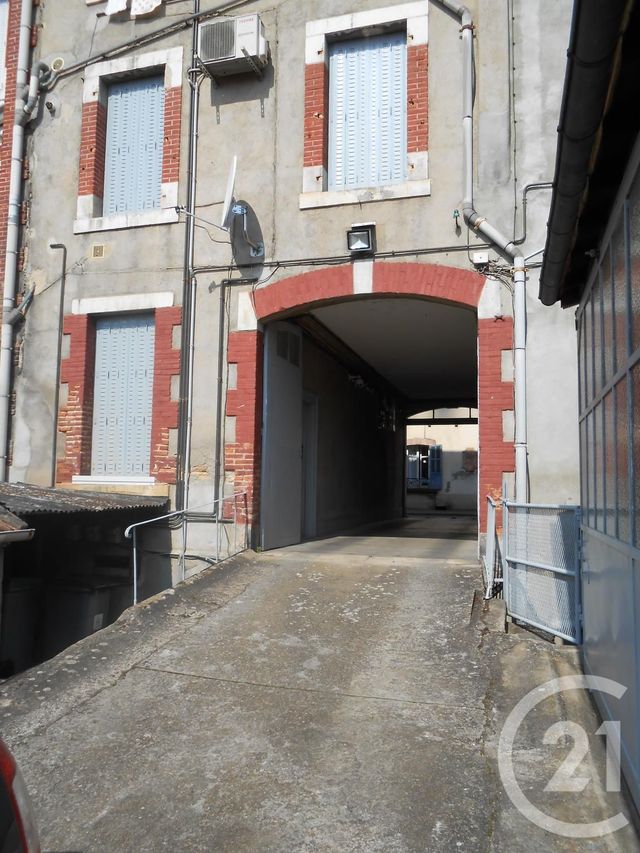 parking à louer - 12.0 m2 - MONTLUCON - 03 - AUVERGNE - Century 21 Pasquet Immobilier