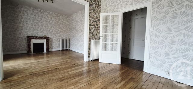 Appartement F3 à vendre - 3 pièces - 78.91 m2 - MONTLUCON - 03 - AUVERGNE - Century 21 Pasquet Immobilier
