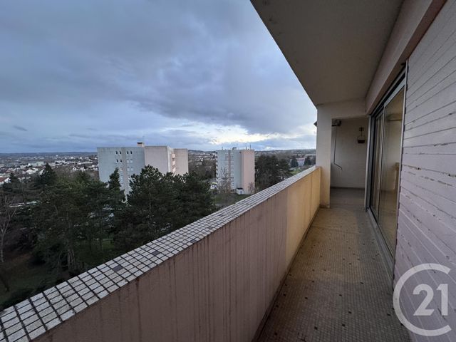 Appartement F4 à louer - 4 pièces - 84.86 m2 - MONTLUCON - 03 - AUVERGNE - Century 21 Pasquet Immobilier