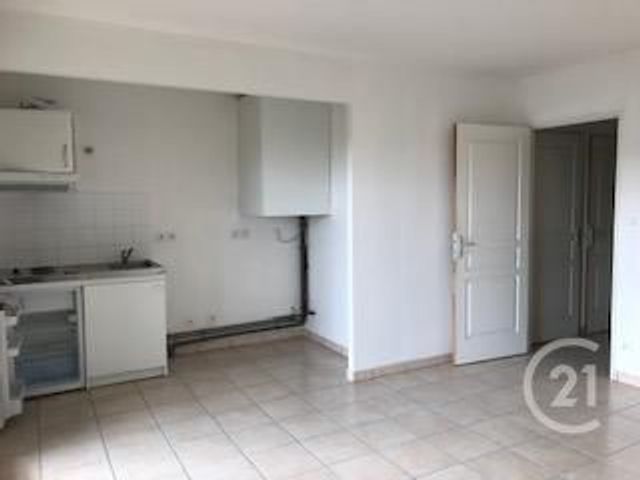 maison à louer - 2 pièces - 38.51 m2 - MONTLUCON - 03 - AUVERGNE - Century 21 Pasquet Immobilier