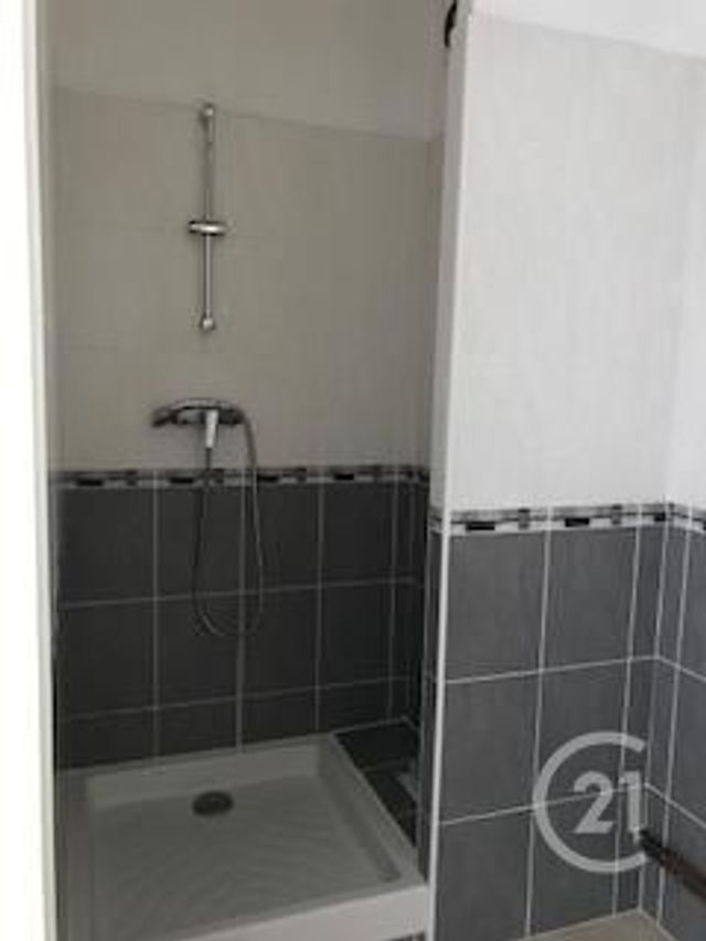 maison à louer - 2 pièces - 38.51 m2 - MONTLUCON - 03 - AUVERGNE - Century 21 Pasquet Immobilier