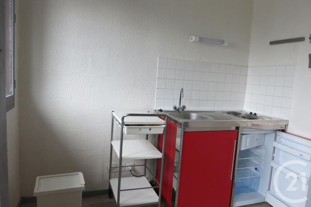 Appartement T2 à louer - 2 pièces - 39.0 m2 - DESERTINES - 03 - AUVERGNE - Century 21 Pasquet Immobilier