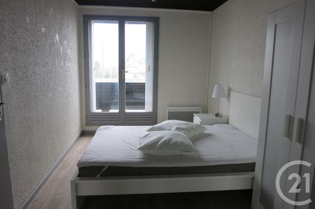 Appartement T2 à louer - 2 pièces - 39.0 m2 - DESERTINES - 03 - AUVERGNE - Century 21 Pasquet Immobilier