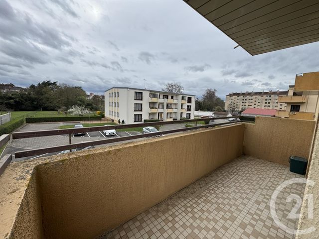 Appartement F3 à louer - 3 pièces - 76.96 m2 - MONTLUCON - 03 - AUVERGNE - Century 21 Pasquet Immobilier