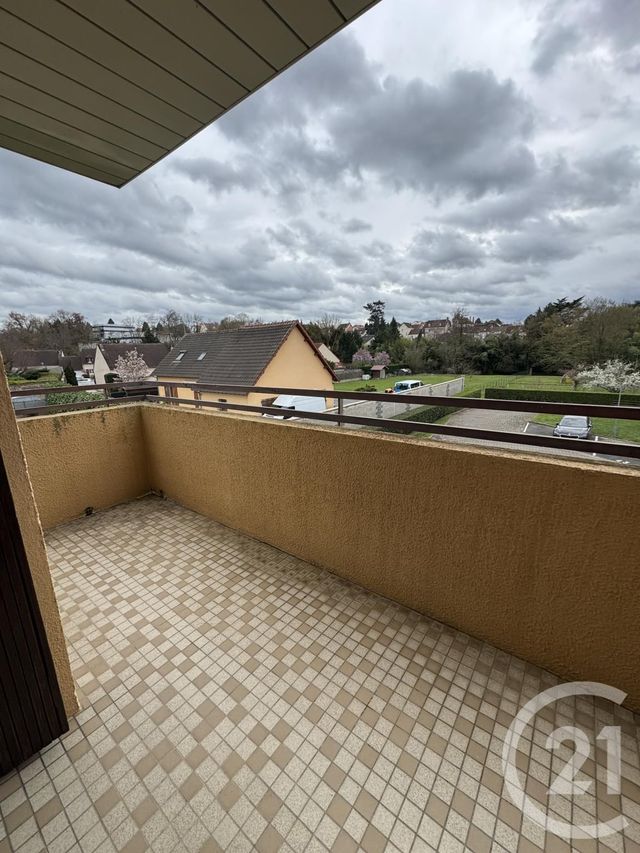 Appartement F3 à louer - 3 pièces - 76.96 m2 - MONTLUCON - 03 - AUVERGNE - Century 21 Pasquet Immobilier
