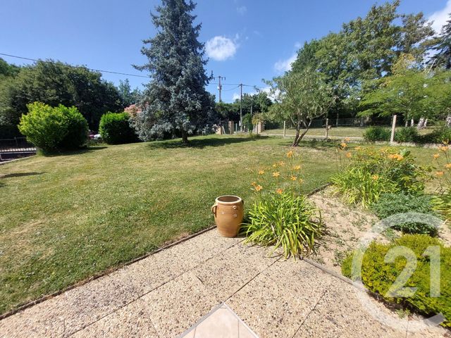 maison à vendre - 6 pièces - 135.0 m2 - LIGNEROLLES - 03 - AUVERGNE - Century 21 Pasquet Immobilier