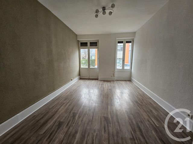 Appartement F3 à louer - 3 pièces - 56.8 m2 - MONTLUCON - 03 - AUVERGNE - Century 21 Pasquet Immobilier