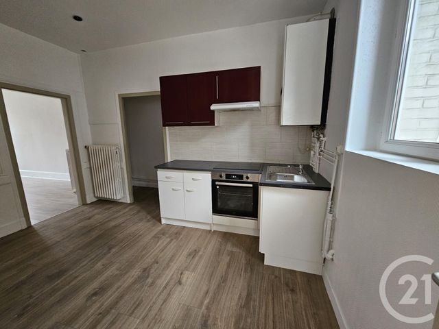 Appartement F3 à louer - 3 pièces - 56.8 m2 - MONTLUCON - 03 - AUVERGNE - Century 21 Pasquet Immobilier