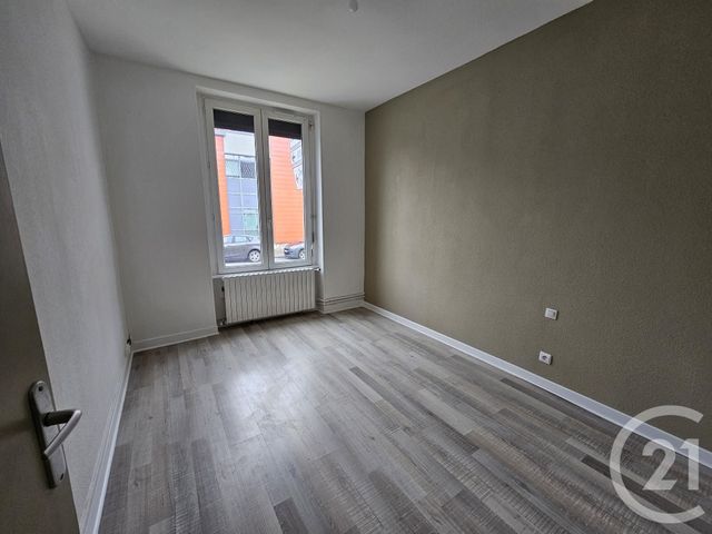 Appartement F3 à louer - 3 pièces - 56.8 m2 - MONTLUCON - 03 - AUVERGNE - Century 21 Pasquet Immobilier