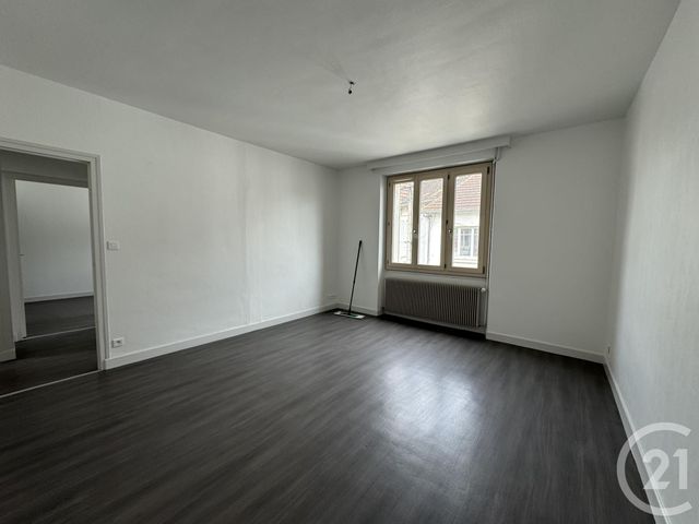 Appartement F3 à louer - 3 pièces - 50.0 m2 - MONTLUCON - 03 - AUVERGNE - Century 21 Pasquet Immobilier