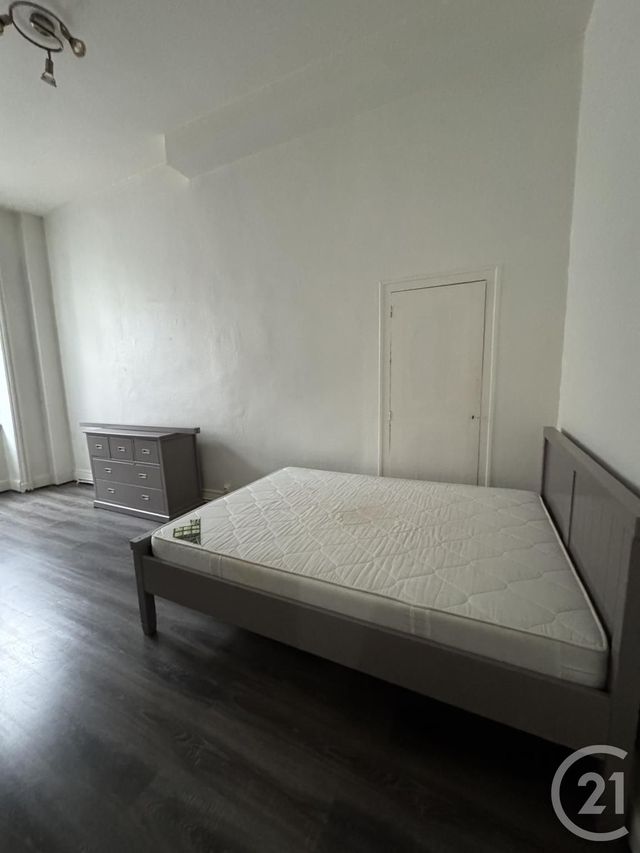 Appartement F3 à louer - 3 pièces - 77.84 m2 - MONTLUCON - 03 - AUVERGNE - Century 21 Pasquet Immobilier