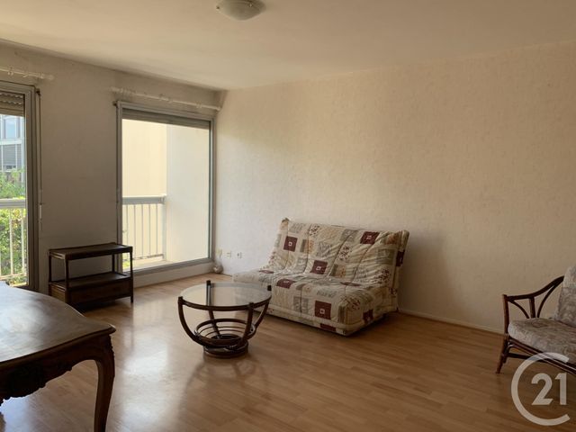 Appartement F2 à louer - 2 pièces - 51.36 m2 - MONTLUCON - 03 - AUVERGNE - Century 21 Pasquet Immobilier