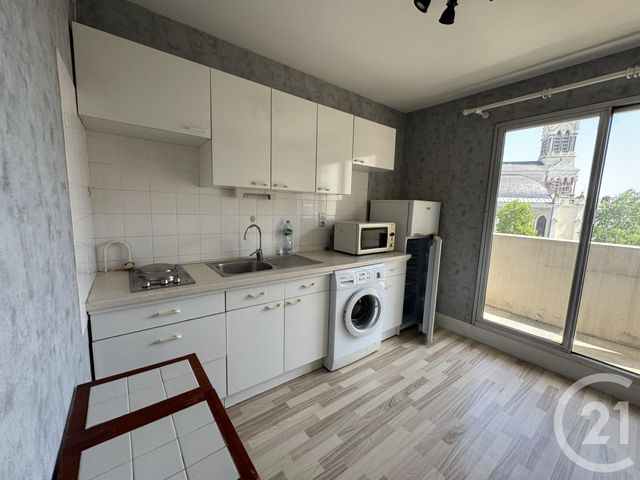 Appartement F2 à louer - 2 pièces - 51.36 m2 - MONTLUCON - 03 - AUVERGNE - Century 21 Pasquet Immobilier