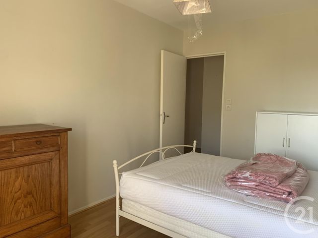 Appartement F2 à louer - 2 pièces - 51.36 m2 - MONTLUCON - 03 - AUVERGNE - Century 21 Pasquet Immobilier