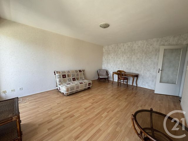 Appartement F2 à louer - 2 pièces - 51.36 m2 - MONTLUCON - 03 - AUVERGNE - Century 21 Pasquet Immobilier