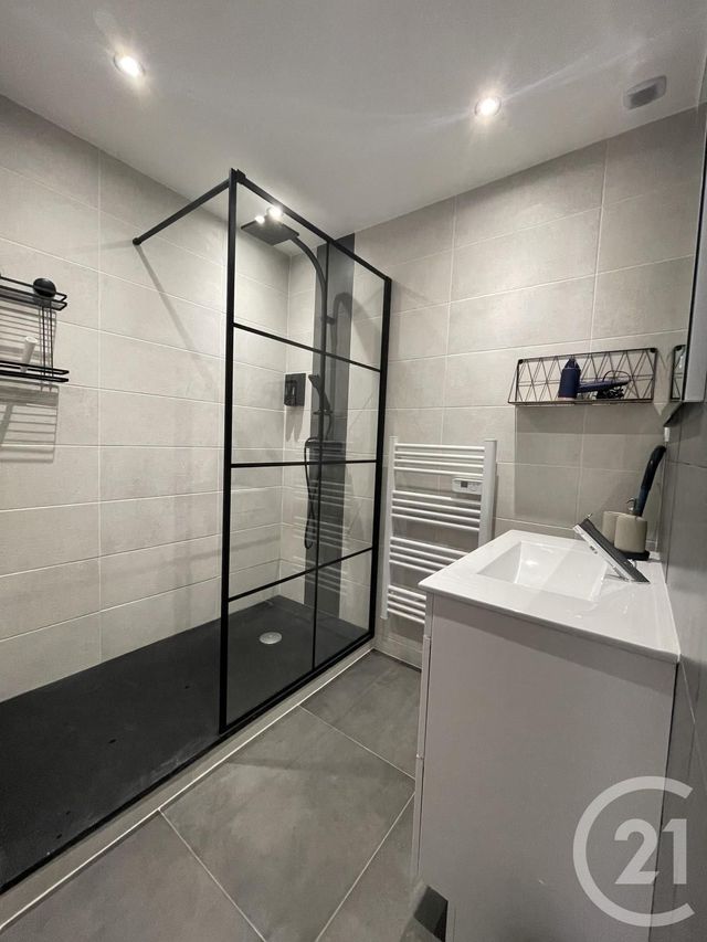 immeuble à vendre - 390.0 m2 - MONTLUCON - 03 - AUVERGNE - Century 21 Pasquet Immobilier