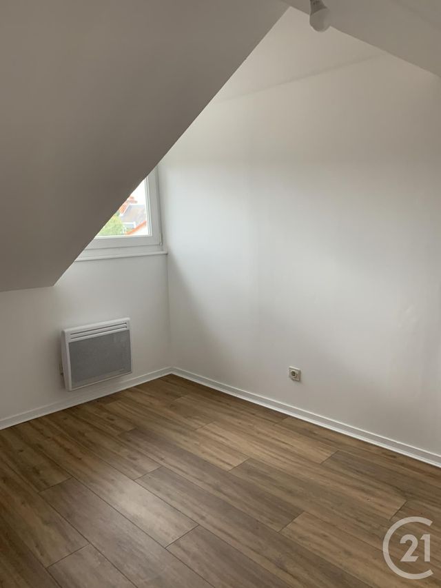 Appartement F3 à louer - 3 pièces - 54.0 m2 - MONTLUCON - 03 - AUVERGNE - Century 21 Pasquet Immobilier