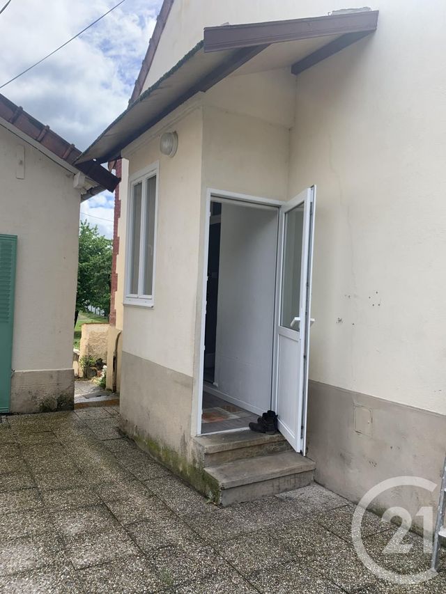 Appartement F2 à louer - 2 pièces - 36.5 m2 - MONTLUCON - 03 - AUVERGNE - Century 21 Pasquet Immobilier