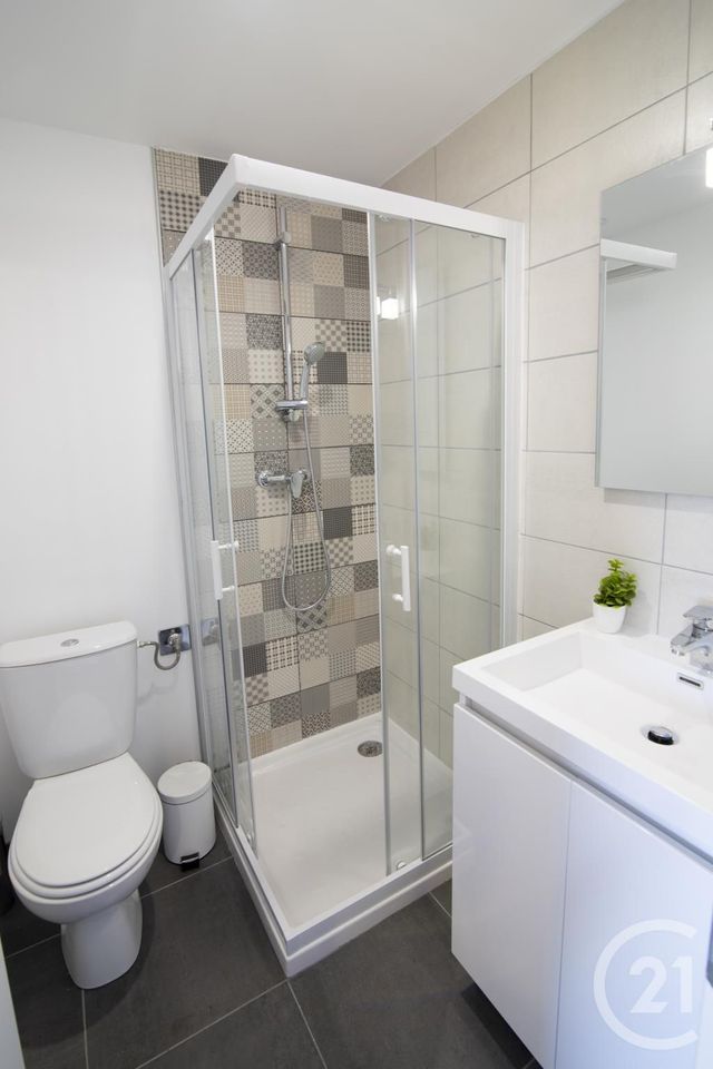 Appartement F3 à louer - 3 pièces - 47.17 m2 - MONTLUCON - 03 - AUVERGNE - Century 21 Pasquet Immobilier