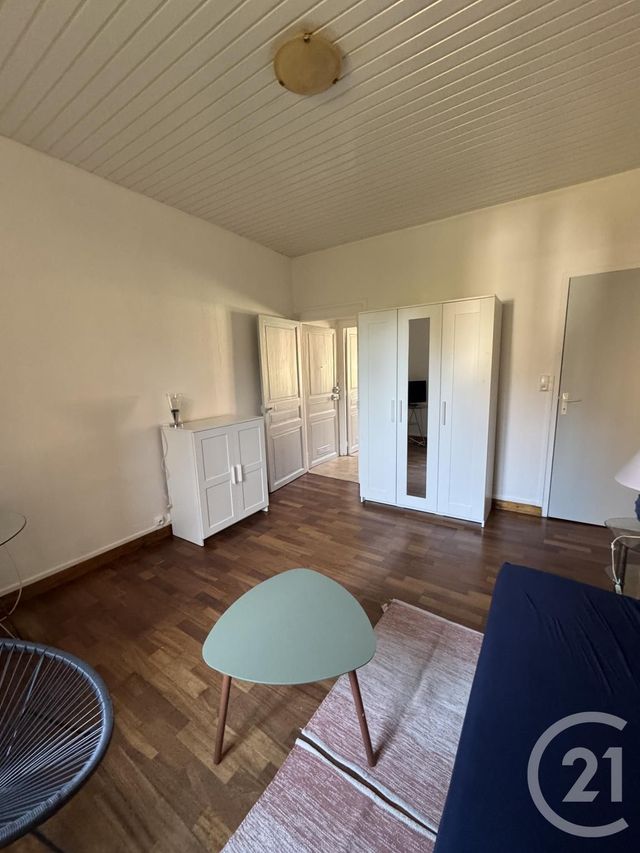 Appartement F1 à louer - 1 pièce - 27.3 m2 - MONTLUCON - 03 - AUVERGNE - Century 21 Pasquet Immobilier
