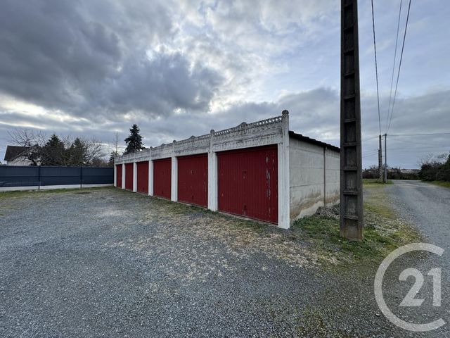 parking à louer - 15.37 m2 - DOMERAT - 03 - AUVERGNE - Century 21 Pasquet Immobilier