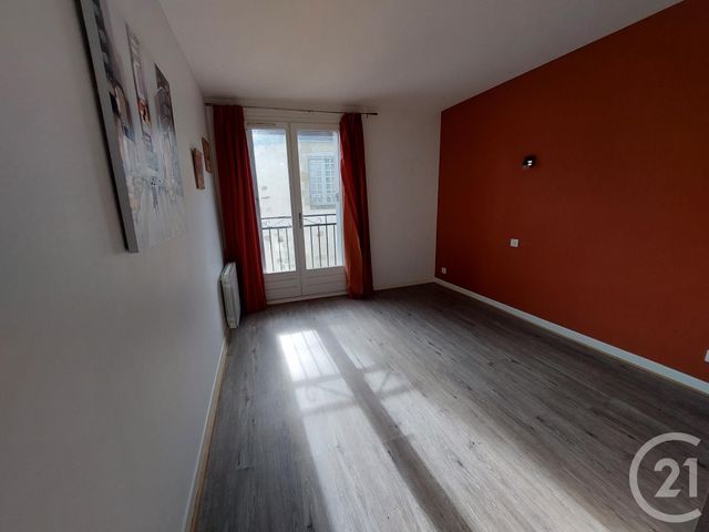Appartement F4 à vendre - 4 pièces - 93.94 m2 - MONTLUCON - 03 - AUVERGNE - Century 21 Pasquet Immobilier
