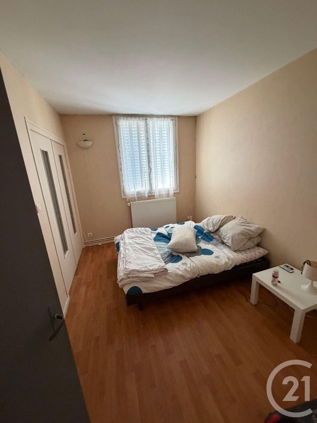 Appartement à vendre - 3 pièces - 53.81 m2 - MONTLUCON - 03 - AUVERGNE - Century 21 Pasquet Immobilier