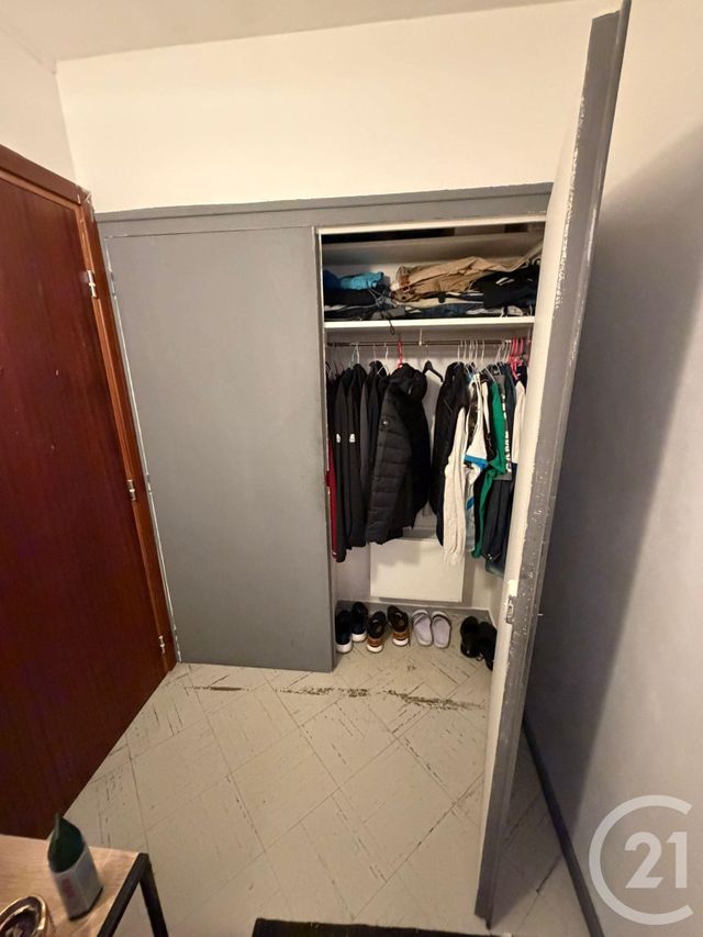 Appartement à vendre - 3 pièces - 53.81 m2 - MONTLUCON - 03 - AUVERGNE - Century 21 Pasquet Immobilier