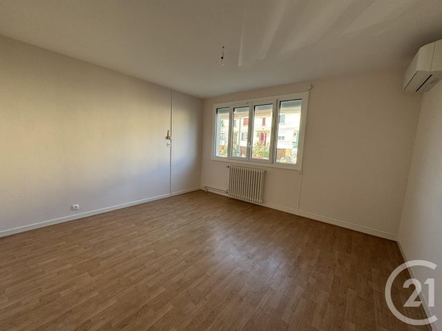 maison à louer - 3 pièces - 50.51 m2 - MONTLUCON - 03 - AUVERGNE - Century 21 Pasquet Immobilier