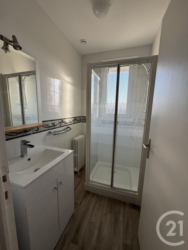 maison à louer - 3 pièces - 50.51 m2 - MONTLUCON - 03 - AUVERGNE - Century 21 Pasquet Immobilier