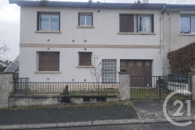 immeuble - DOMERAT - 03