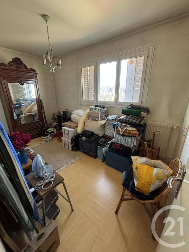 Appartement F3 à vendre - 3 pièces - 69.89 m2 - MONTLUCON - 03 - AUVERGNE - Century 21 Pasquet Immobilier