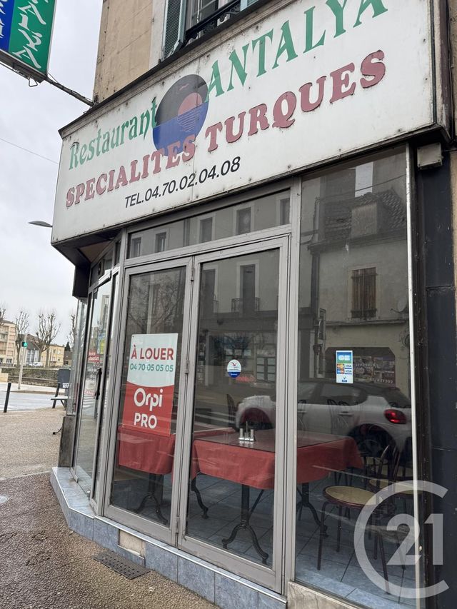 Appartement à louer - 2 pièces - 58.04 m2 - MONTLUCON - 03 - AUVERGNE - Century 21 Pasquet Immobilier