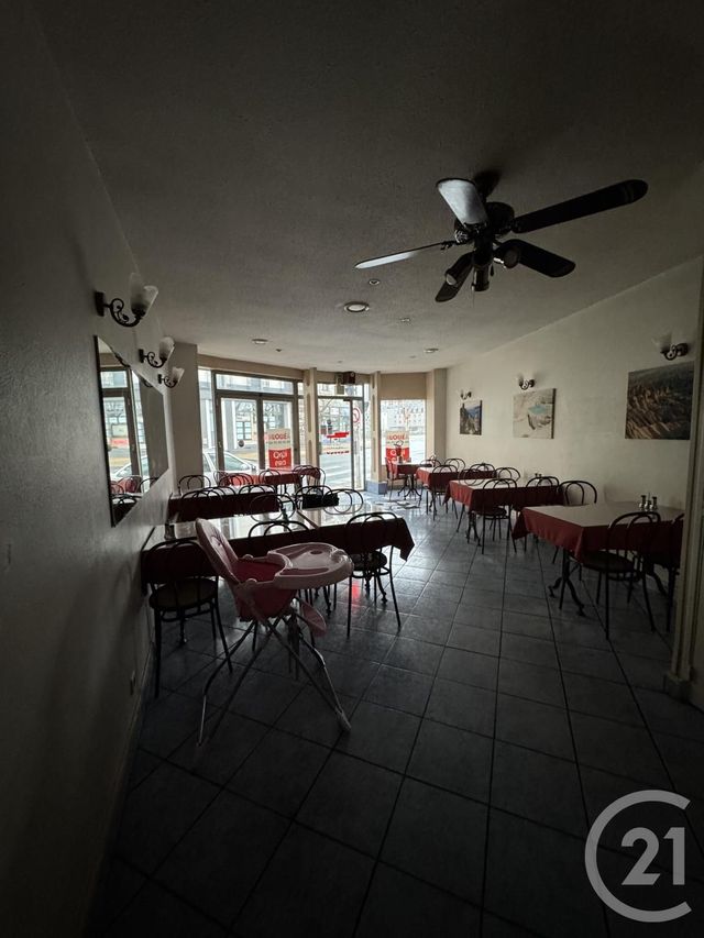 Appartement à louer - 2 pièces - 58.04 m2 - MONTLUCON - 03 - AUVERGNE - Century 21 Pasquet Immobilier