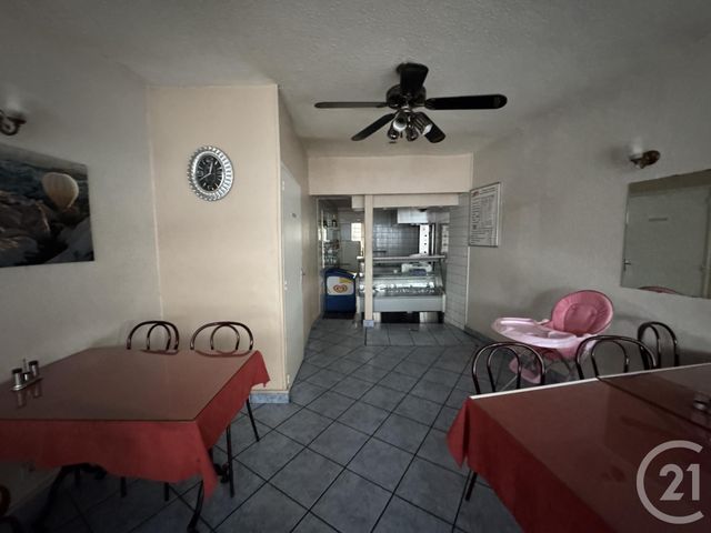 Appartement à louer - 2 pièces - 58.04 m2 - MONTLUCON - 03 - AUVERGNE - Century 21 Pasquet Immobilier