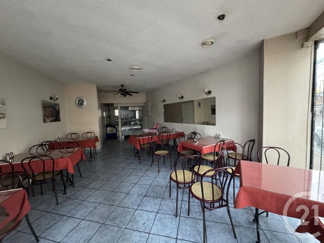 Appartement à louer - 2 pièces - 58.04 m2 - MONTLUCON - 03 - AUVERGNE - Century 21 Pasquet Immobilier