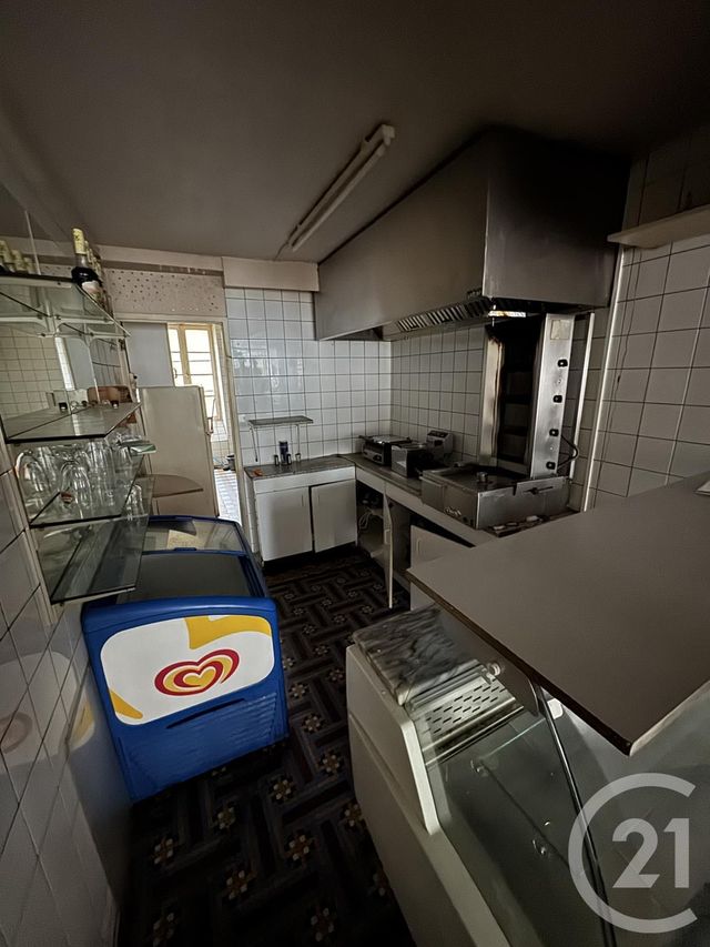 Appartement à louer - 2 pièces - 58.04 m2 - MONTLUCON - 03 - AUVERGNE - Century 21 Pasquet Immobilier