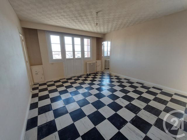 Appartement F4 à vendre - 4 pièces - 56.8 m2 - MONTLUCON - 03 - AUVERGNE - Century 21 Pasquet Immobilier