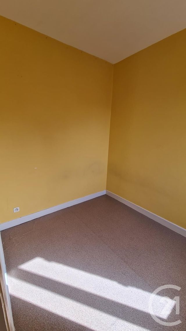 Appartement F1 à louer - 1 pièce - 34.88 m2 - MONTLUCON - 03 - AUVERGNE - Century 21 Pasquet Immobilier