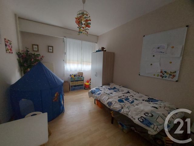 Appartement F4 à vendre - 4 pièces - 84.93 m2 - MONTLUCON - 03 - AUVERGNE - Century 21 Pasquet Immobilier