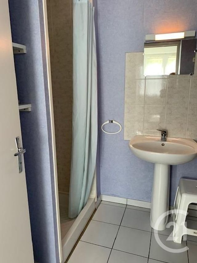 Appartement Studio à louer - 1 pièce - 21.49 m2 - MONTLUCON - 03 - AUVERGNE - Century 21 Pasquet Immobilier