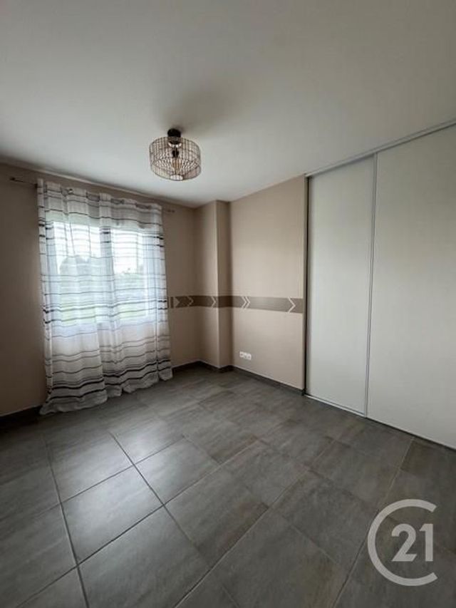 maison à louer - 4 pièces - 90.81 m2 - VERNEIX - 03 - AUVERGNE - Century 21 Pasquet Immobilier