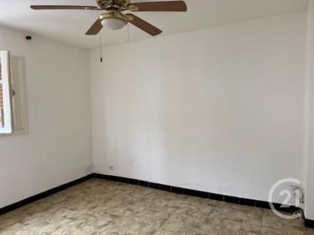 Appartement F3 à louer - 3 pièces - 55.0 m2 - COMMENTRY - 03 - AUVERGNE - Century 21 Pasquet Immobilier