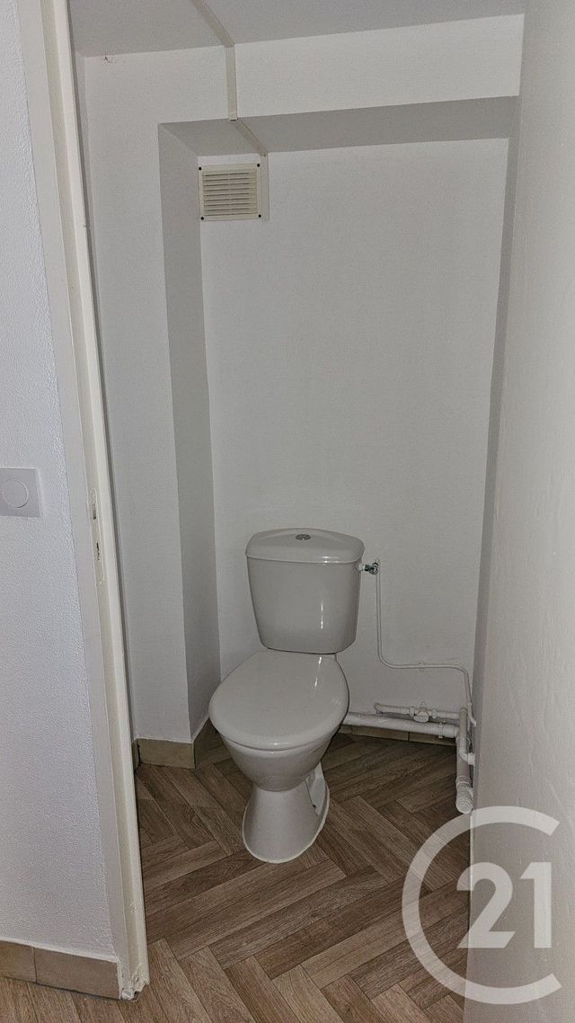 Appartement F2 à louer - 2 pièces - 40.3 m2 - MONTLUCON - 03 - AUVERGNE - Century 21 Pasquet Immobilier